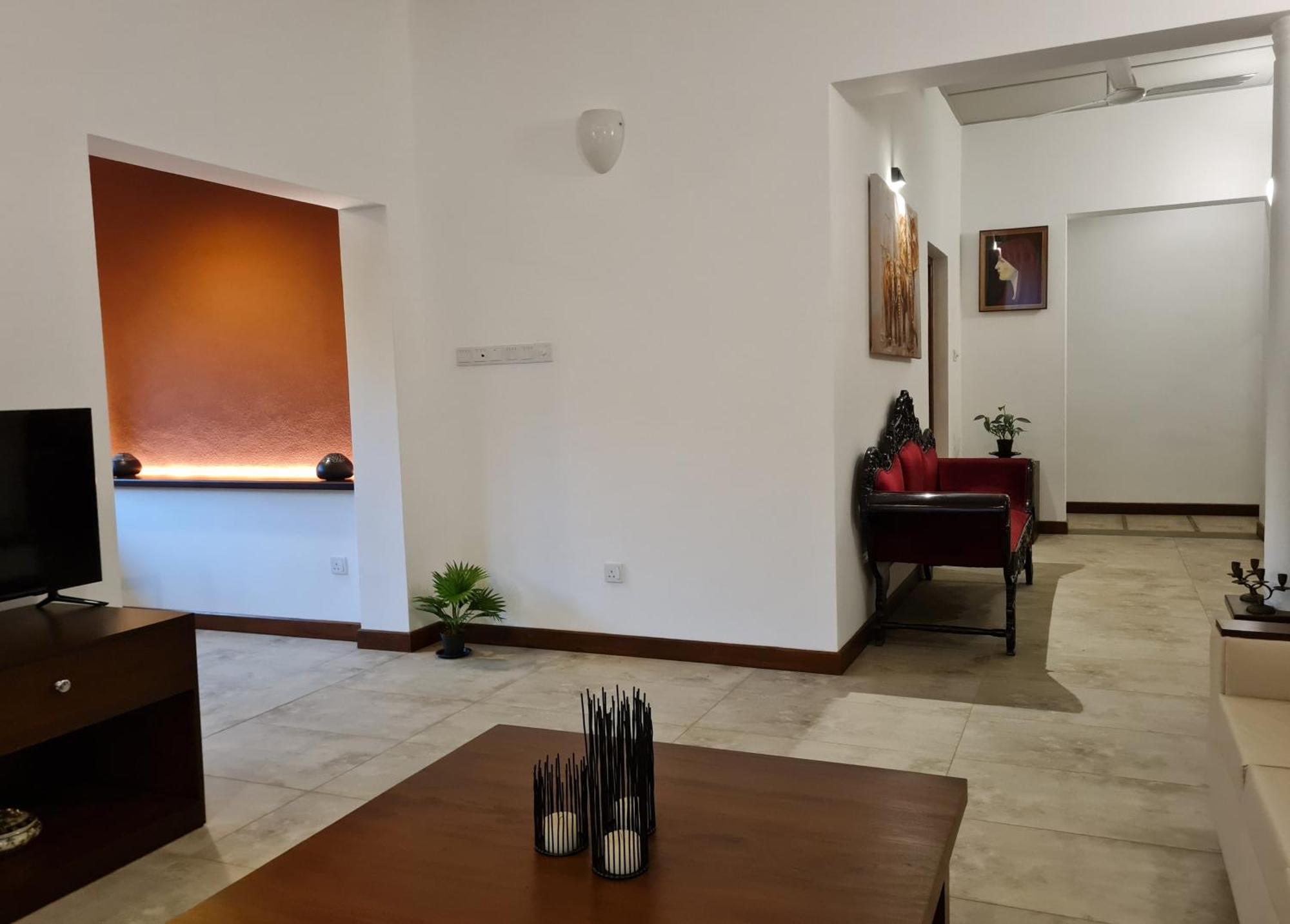City Oasis 66 Negombo Eksteriør billede